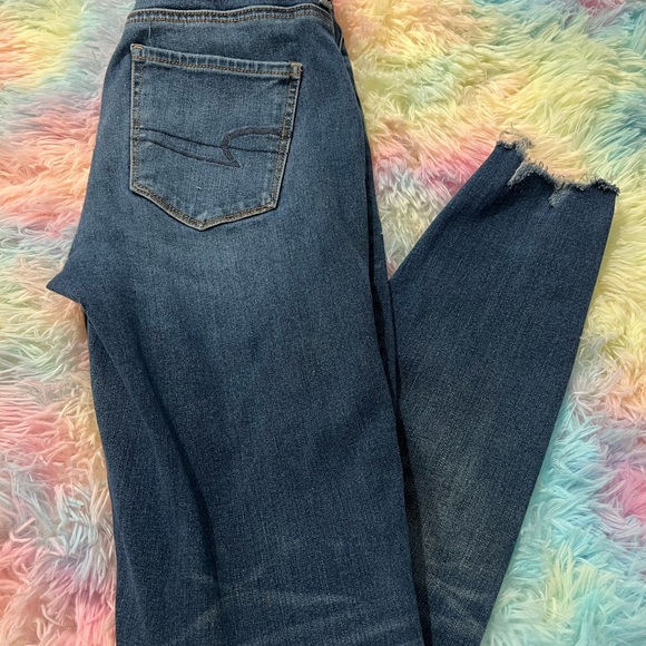 American Eagle jeans - Picture 2 of 2